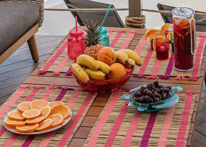 Апартаменти Casa Calma - Modern House With Panoramic Sea View *